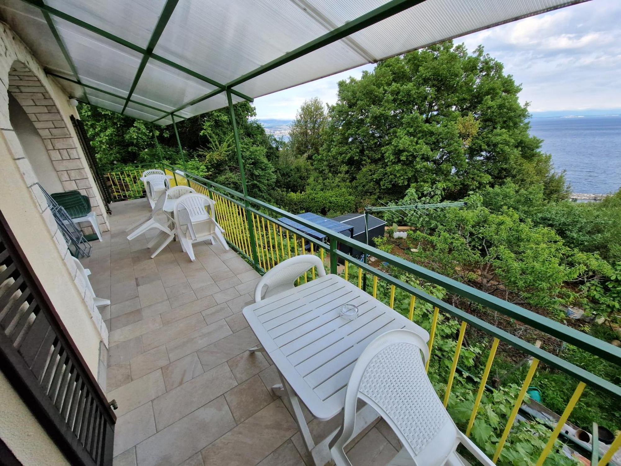 Apartments Zlatko Ičići Oda fotoğraf