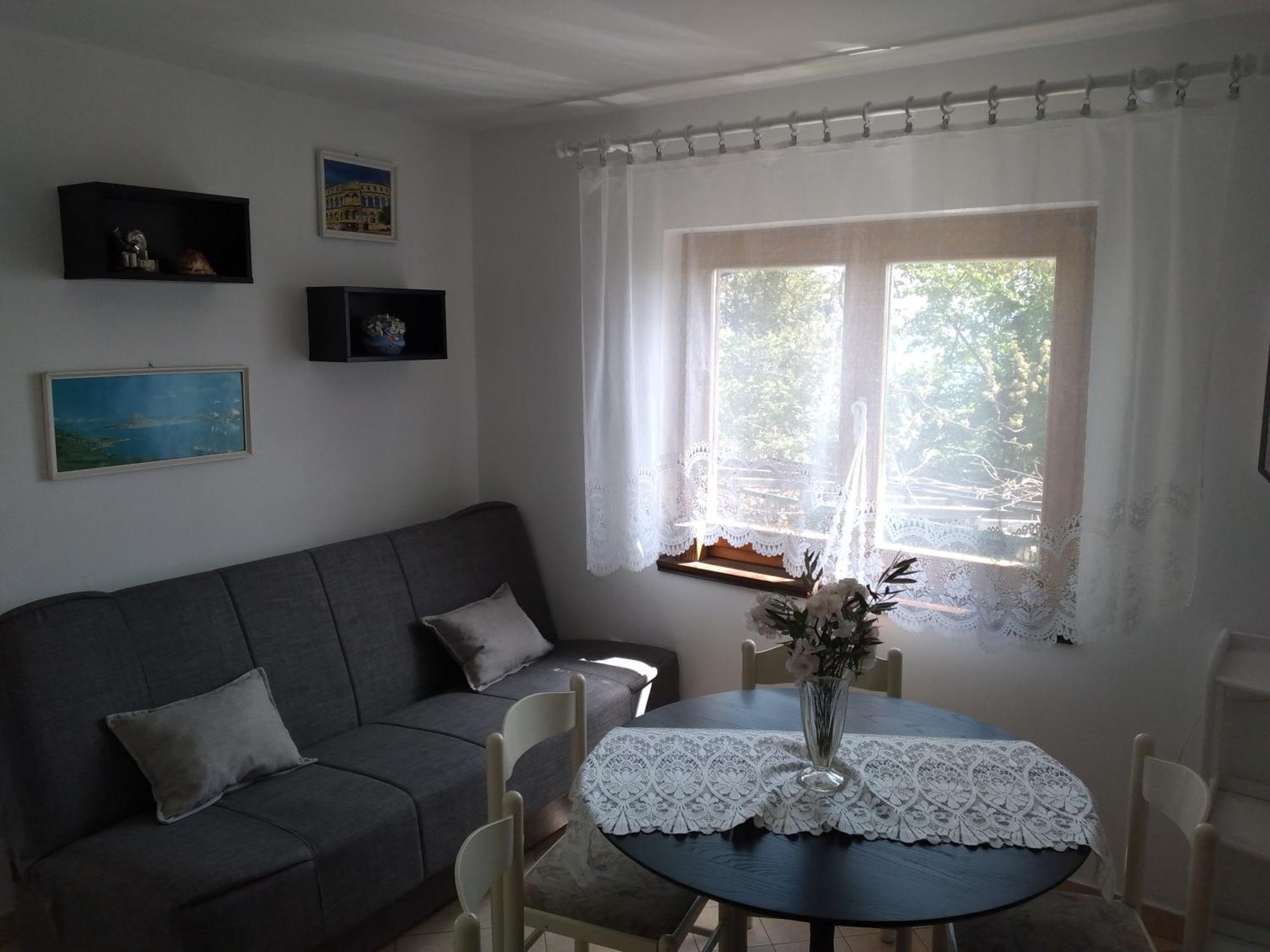 Apartments Zlatko Ičići Oda fotoğraf