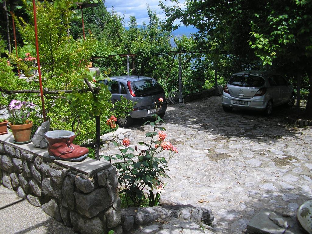 Apartments Zlatko Ičići Dış mekan fotoğraf